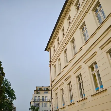 - Thomaskirche Apartment